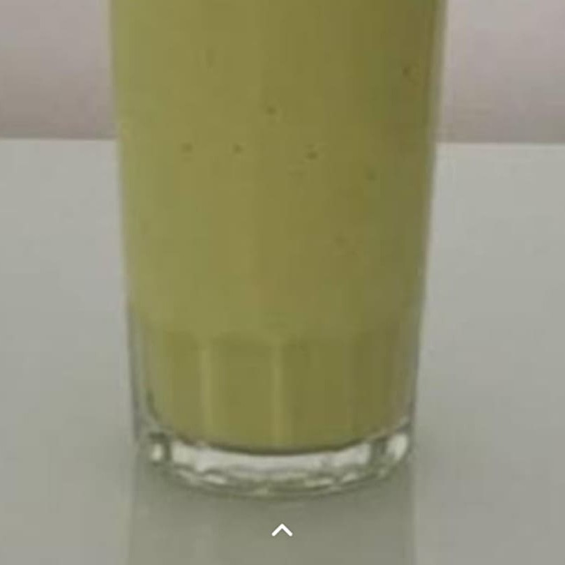 Abacate, leite , leite em pó e açúcar