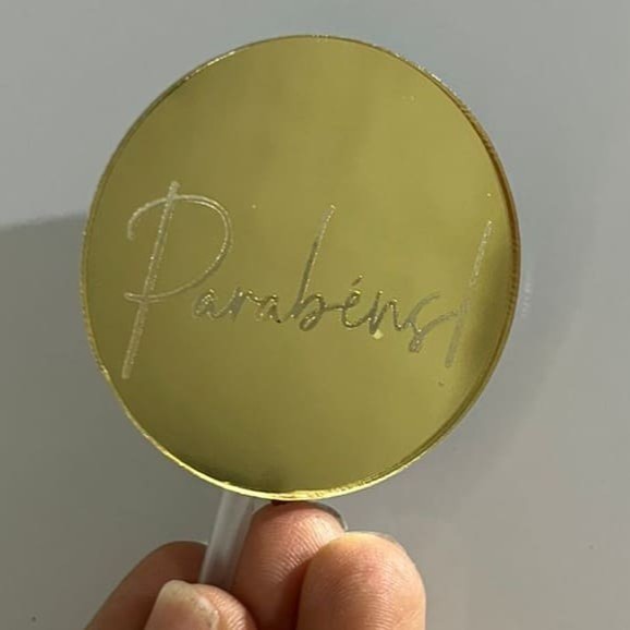 Plaquinha Parabéns em acrílico