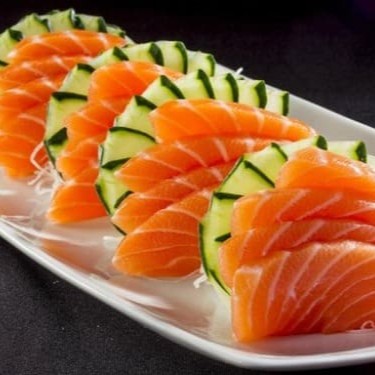 15 sashimi de salmão