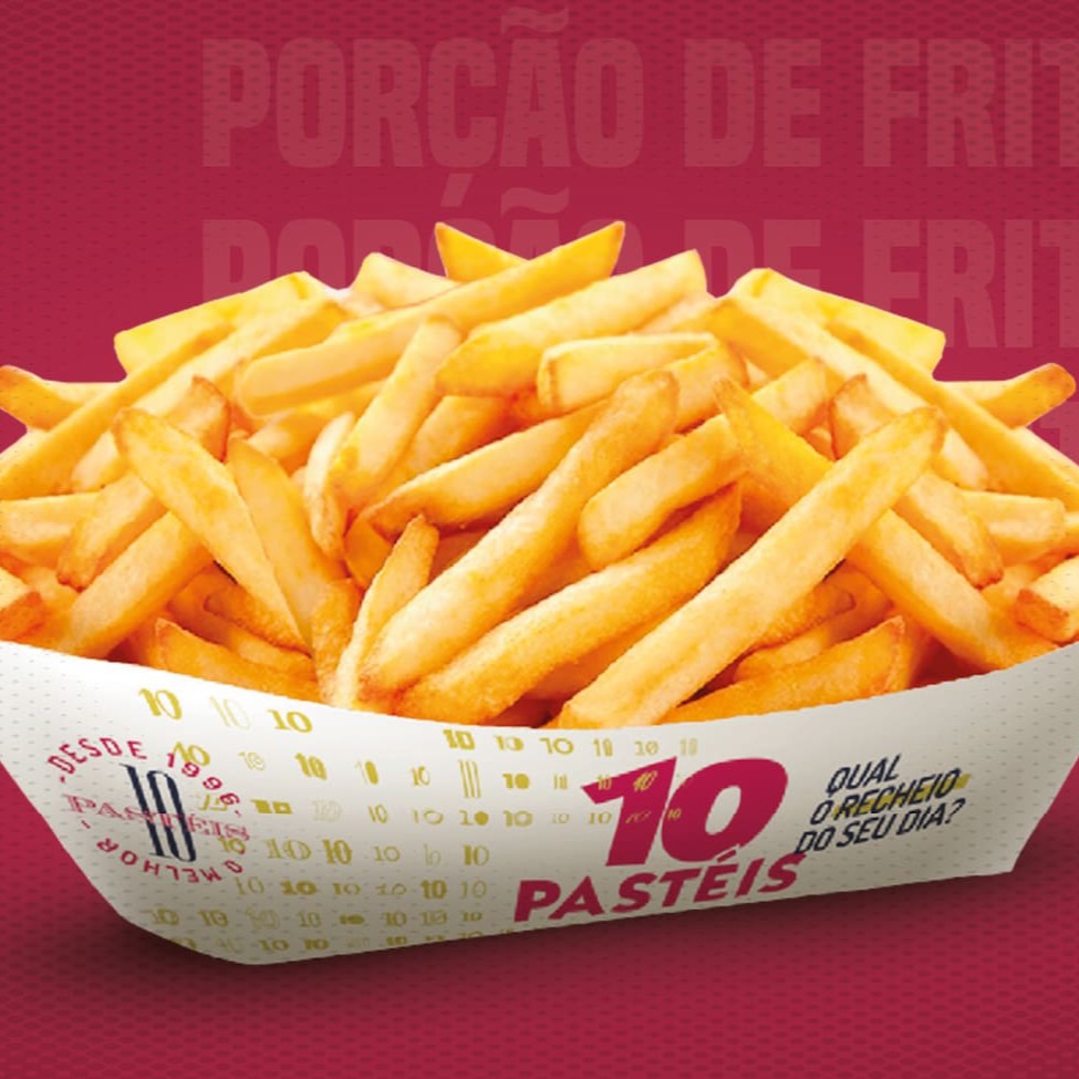 Porção de 400g de batata frita preparada na hora