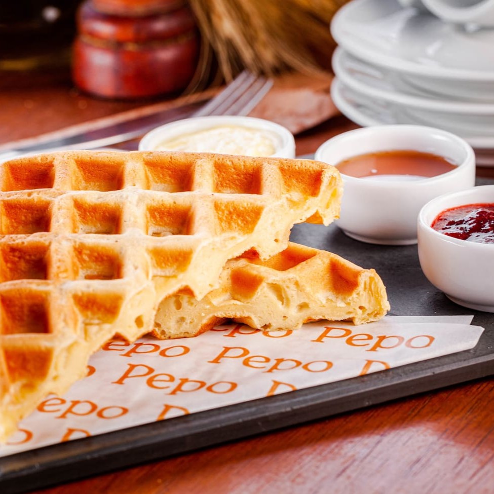 Receita tradicional belga. Selecione seus adicionais a serem enviados à parte.