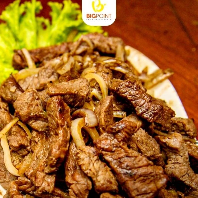 Arroz, Fritas, Farofa E Molho A Campanha.