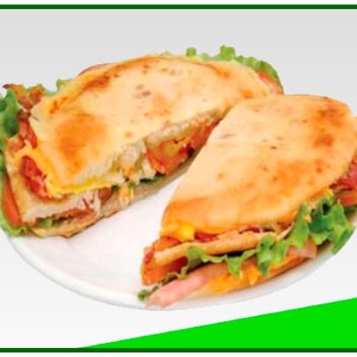 Calabresa, Alface, Queijo Prato, Maionese, Vinagrete e Cremely. (Imagem meramente ilustrativa)