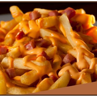 Batata Frita com Cheddar e Bacon