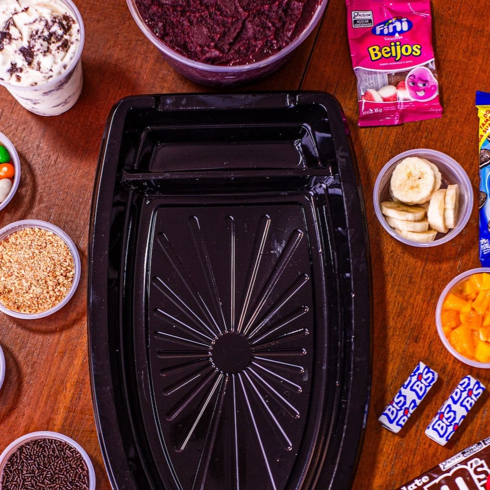 Peça e monte sua barca média, em casa mesmo! Todos os itens irão separados, com 1 Litro de açaí e todos os complementos selecionados por você!