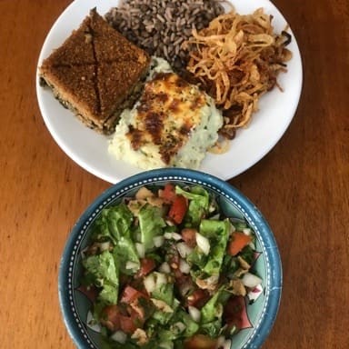 Escolha 4 Itens No Total  2 Porçoes  2 Acompanhamentos