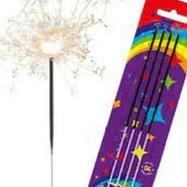 Pacote com 4 velinhas.