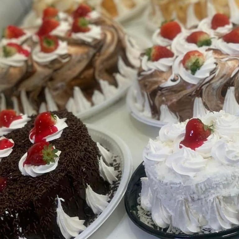 Serve em média 15 fatias