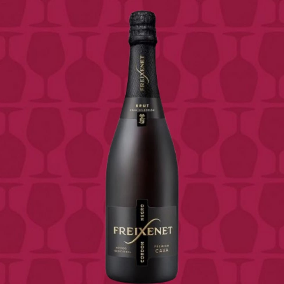 Fresco em boca, com boa presença de borbulhas, amplo em sabores com ênfase às notas de fruta verde e cítricos. Este espumante é excelente para ocasiões especiais ou para ser degustado em momentos de descanso e apreciação. Desenvolvido com ingredientes minuciosamente selecionados, é agradável ao paladar e ao olfato. Torne qualquer momento inesquecível!