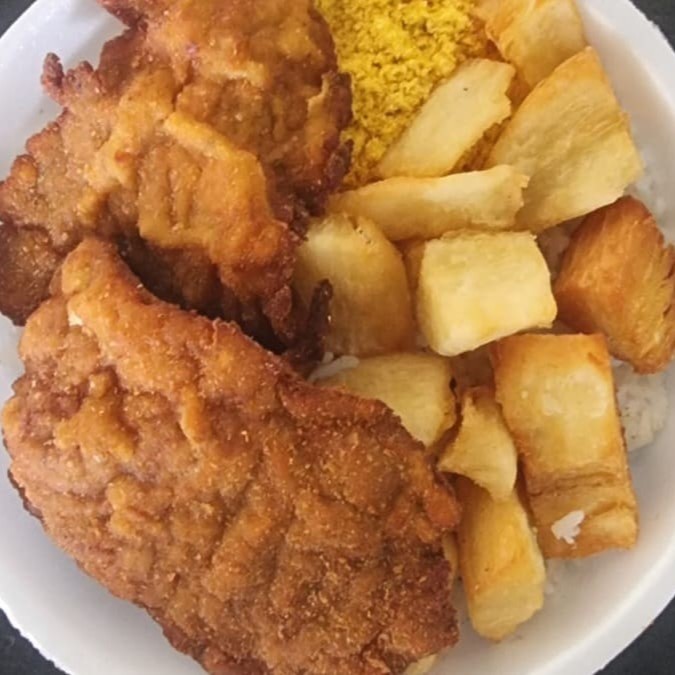 Escolha até 4 complementos para sua refeição.