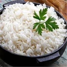 Delicie-se com uma generosa porção de nosso Arroz, meticulosamente preparado e com aproximadamente 500 gramas. Este acompanhamento clássico, classificado como 'Guarnição', é cozido à perfeição para garantir uma textura macia e um sabor inconfundível.