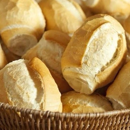 5 pães de sal+ 100 gramas de mortadela defumada sadia+ Pakera 2l