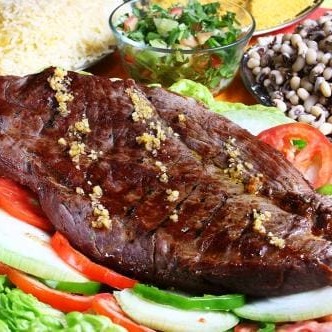 C/salada mista bem servida