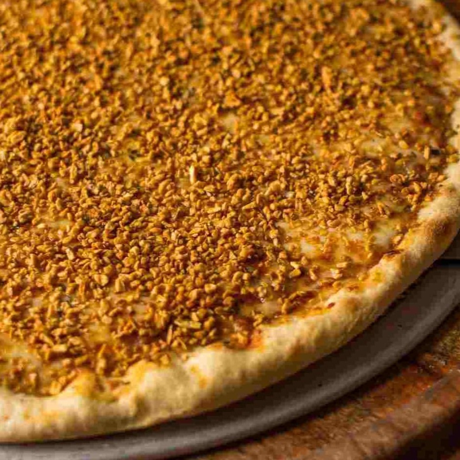 Molho de Tomate, Mussarela e Alho Torrado