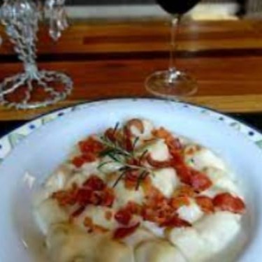 Uma combinação Perfeita numa base de molho branco com 50g de bacon em cubos e parmesão derretido 400g, 500g e 800g