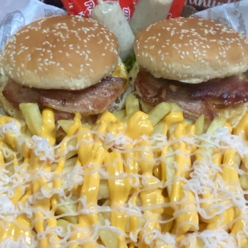 2 Top Bacon, Batata, Creme de cheddar e Catupiry