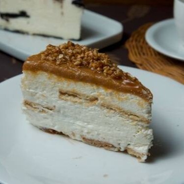 Aquela fatia crocante de doce de leite de enlouquecer. Sabe aquela receita que parece da mamãe ou da vovó, que só fazem em Dia especial ? Aqui todos os dias são especiais, prove e se surpreenda.