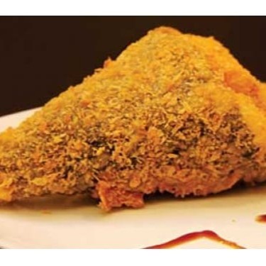 Temaki mix, nori, arroz, cream cheese, haddock, camarão, salmão e cebolinha.