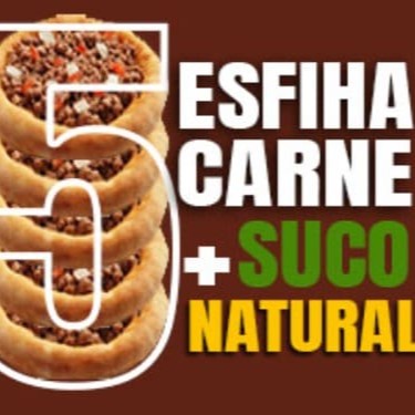 Esfiha tradicional de carne, recheada com carne moída, envolta em uma massa macia e dourada. Perfeita para quem aprecia sabores clássicos + suco de fruta 100% natural (500ml). Sabor e frescor em cada mordida e gole!