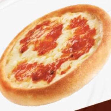 Muçarela e molho de tomate especial.