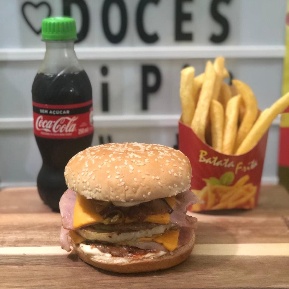 X-tudo + batata frita + refri 250ml