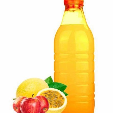 Delicie-se com nosso 'Suco de Maracujá Geladinho', uma das estrelas da categoria 'Sucos da Casa - Feitos com Carinho'. Com um toque tropical, esta refrescante garrafinha de 300 ml é perfeita para uma pequena pausa ou para acompanhar sua refeição. Este suco é cuidadosamente preparado e servido geladinho para proporcionar uma experiência única de sabor e frescor. Nossos ingredientes são sempre frescos, garantindo a qualidade que você merece. Venha saborear um pedacinho do paraíso com nosso suco de maracujá!