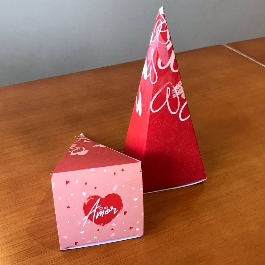 Caixinha acompanha 1 cone no sabor Ovomaltine