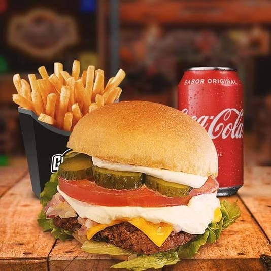 Pão, Blend de 100g Prensado na chapa com aquela crostinha, Queijo Cheddar, Cebola roxa picadinha, tomate, picles, alface e cream cheese.