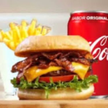 Top master burguer+ batata+ refrigerante lata
