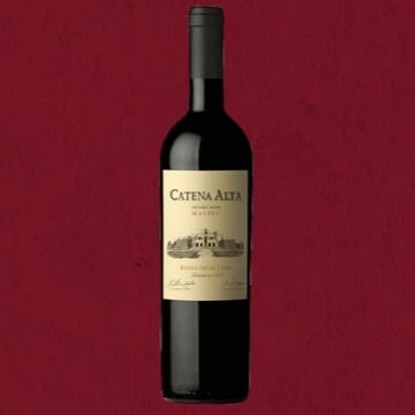 "Um tinto extraordinário, este é o vinho que mostrou ao mundo o potencial da Casta Malbec para originar vinhos de classe mundial. Ele é intenso e concentrado como os grandes tintos argentinos, mas também muito elegante e bem talhado, com uma complexidade impressionante, raramente encontrada no continente. Um dos ""100 Melhores Vinhos do Mundo"" por três anos consecutivos para a Wine Spectator, mereceu 94 pontos de Robert Parker na safra 2012. Uma referência absoluta."