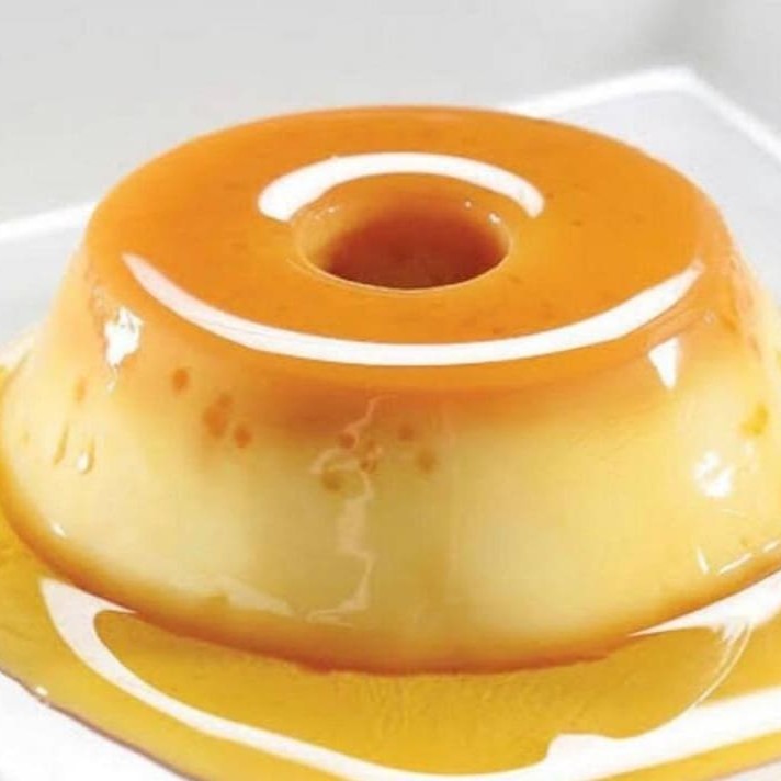 O nosso 'Pudim' é uma experiência culinária única que transborda sabor e tradição. Com uma seleção primorosa que inclui o clássico pudim de leite condensado, repleto de doçura e cremosidade, o irresistível pudim de chocolate, com sua intensidade e riqueza de sabor, o exótico pudim de amendoim, com sua textura única e sabor inconfundível, e, finalmente, o nostálgico pudim de pão, que traz recordações de receitas caseiras. Cada um desses pudins é cuidadosamente elaborado para garantir a perfeita harmonia de sabores. Desperte seu paladar com esta incrível variedade de pudins!