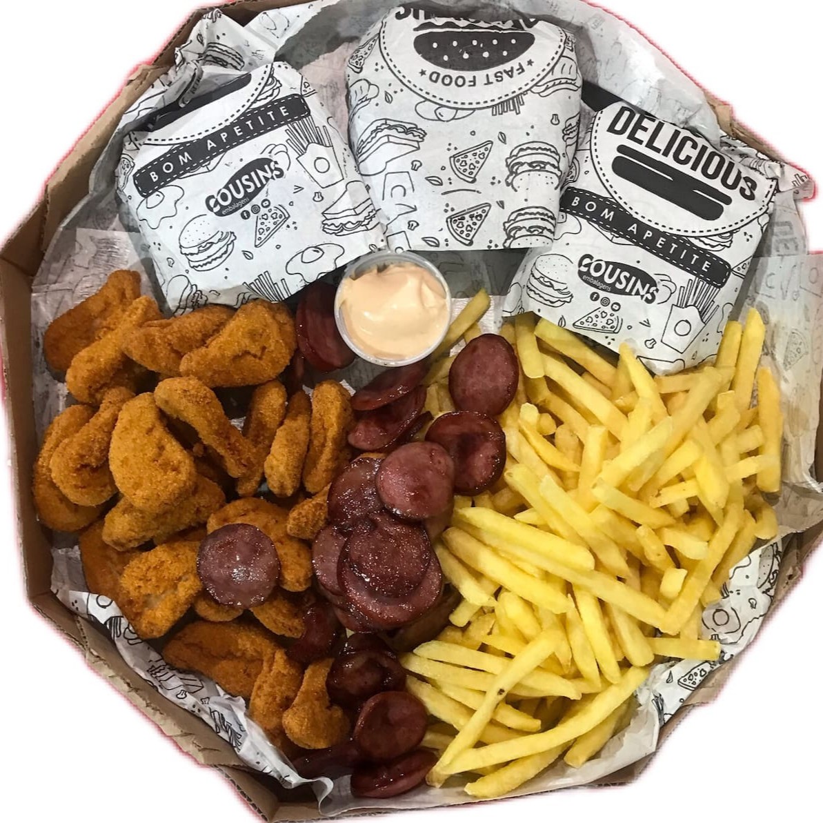 3 duplos x, calabresa, nuggets, batata frita e molho especial.