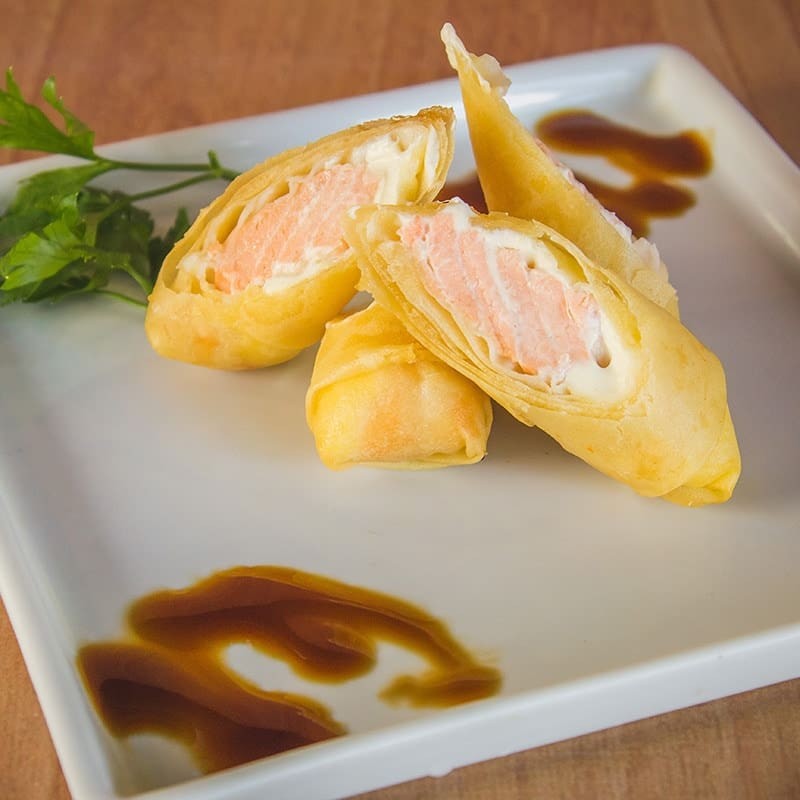 Salmão frescatto,cream cheese Philadelphia,requeijao Catupiry e alho poro