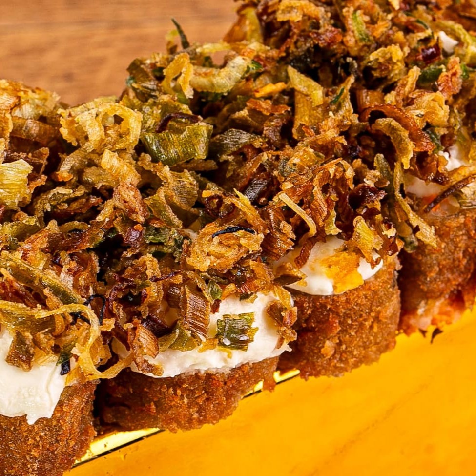 10 hot holl com alho poró