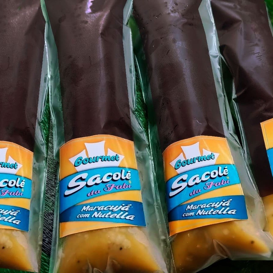 Deliciosa base gourmet cremosa com poupa, suco de maracujá e Nutella .