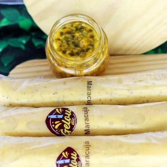 Sacolé natural de maracujá