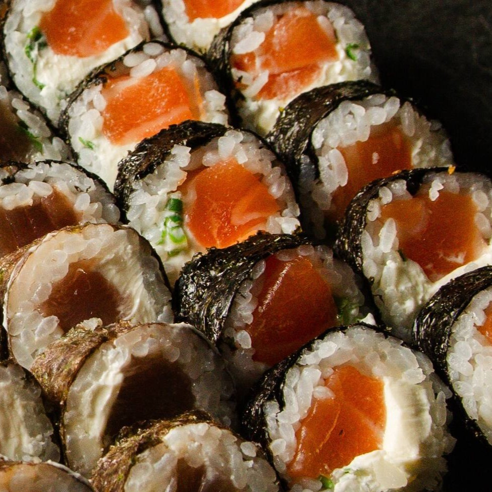 Escolha a melhor combinação de makimonos, hots e uramakis!