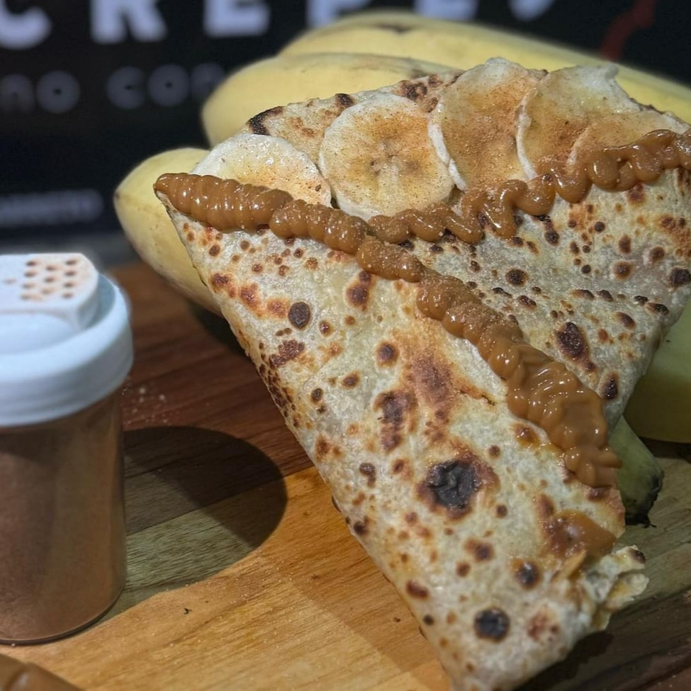 Massa Fina, Doce De Leite Banana Fatiada.