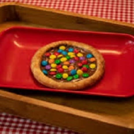 Chocolate ao leite com M&M