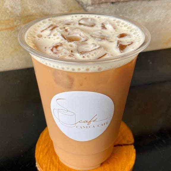 (380ml) - Chá preto e leite de aveia.