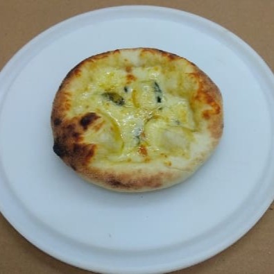 Massa da Casa, Mussarela, Gorgonzola, Catupiry Original e Parmesão