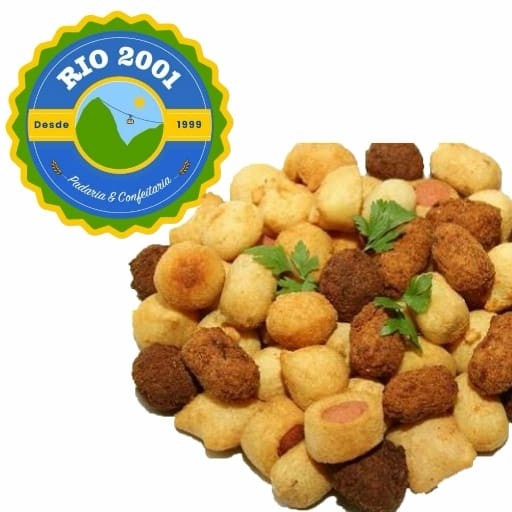 Prepare-se para uma experiência gastronômica irresistível com os nossos Mini-Salgadinhos. Uma porção generosa de 10 unidades, feitas com ingredientes frescos e selecionados, trazendo um mix de sabores que irão encantar o seu paladar. Crocantes por fora e macios por dentro, são uma opção perfeita para um lanche rápido ou para compartilhar com amigos. Não perca a oportunidade de provar esses quitutes saborosos e surpreendentes!