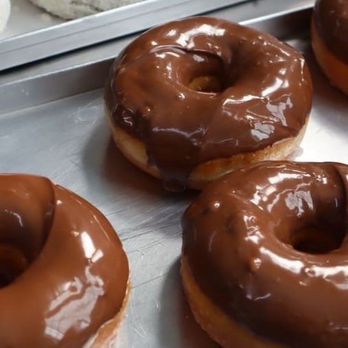 Deliciosa Massa de Baunilha com Cobertura de Nutela️