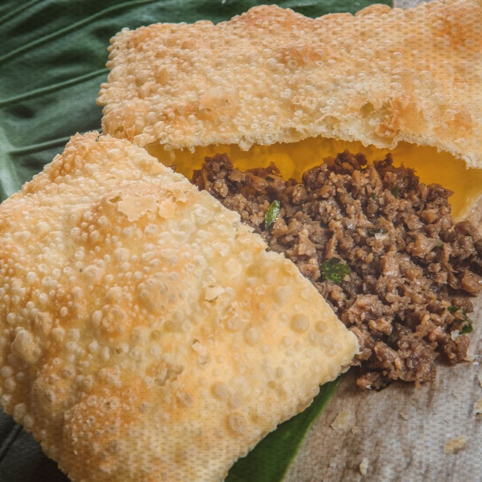 Deliciosa massa crocante recheado de nossa carne moída sequinha e com excelente tempero