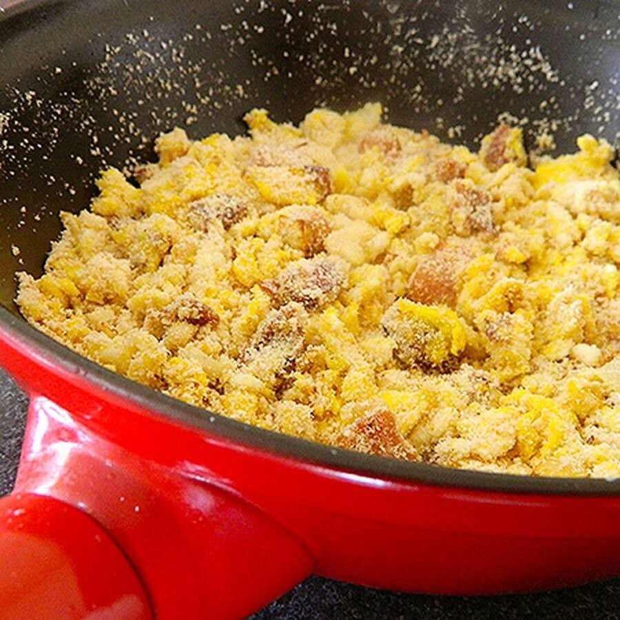 Deliciosa Farofa de Ovos com Bacon