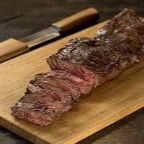 Corte especial retirado da Fraldinha sem gordura, Muito Macia E Saborosa  - Prato Completo Por 500 a 550 Gr De Fraldinha Superior Angus E Acompanhamento Completo A Sua Escolha (Arroz, Farofa, Molho A Campanha, Batata Palito )