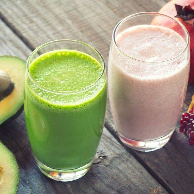 Dois mistos + duas vitaminas de Aveia c/ Banana