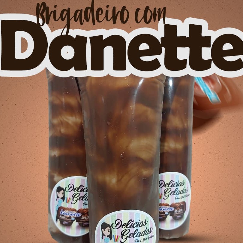 Descubra o prazer de saborear o nosso 'Brigadeiro com Danette', uma especialidade da categoria 'Sacolé Gourmet Tradicional'. Este deleite é criado com massa de chocolate ao leite, aveludado creme de leite e leite condensado. Para enriquecer ainda mais, a mistura é generosamente envolvida com o irresistível Danette, criando uma harmonia perfeita de sabores. Cada sacolé contém 150ml deste recheio e possui aproximadamente 15 cm. Se permita a essa experiência gourmet única e deleite-se com o equilíbrio perfeito entre o chocolate ao leite e o chocolate meio amargo. Aproveite nossas promoções e cupons. #Danette #Chocolateaoleite #Chocolatemeioamargo #Sacolégourmet #Promoções #Cupons