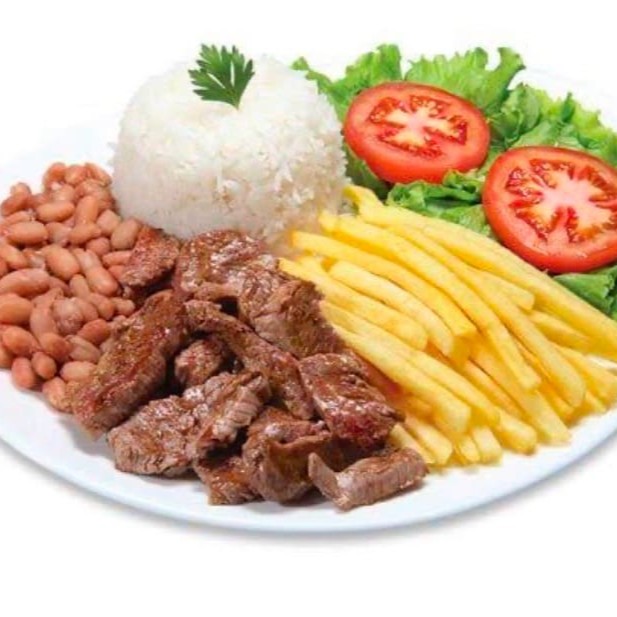 Arroz , feijão , macarrão,farofa,salada, maionese ou batata frita .