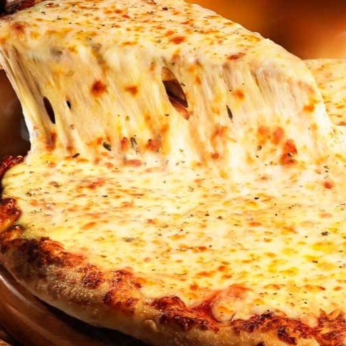 Molho de tomate, muçarela e orégano.